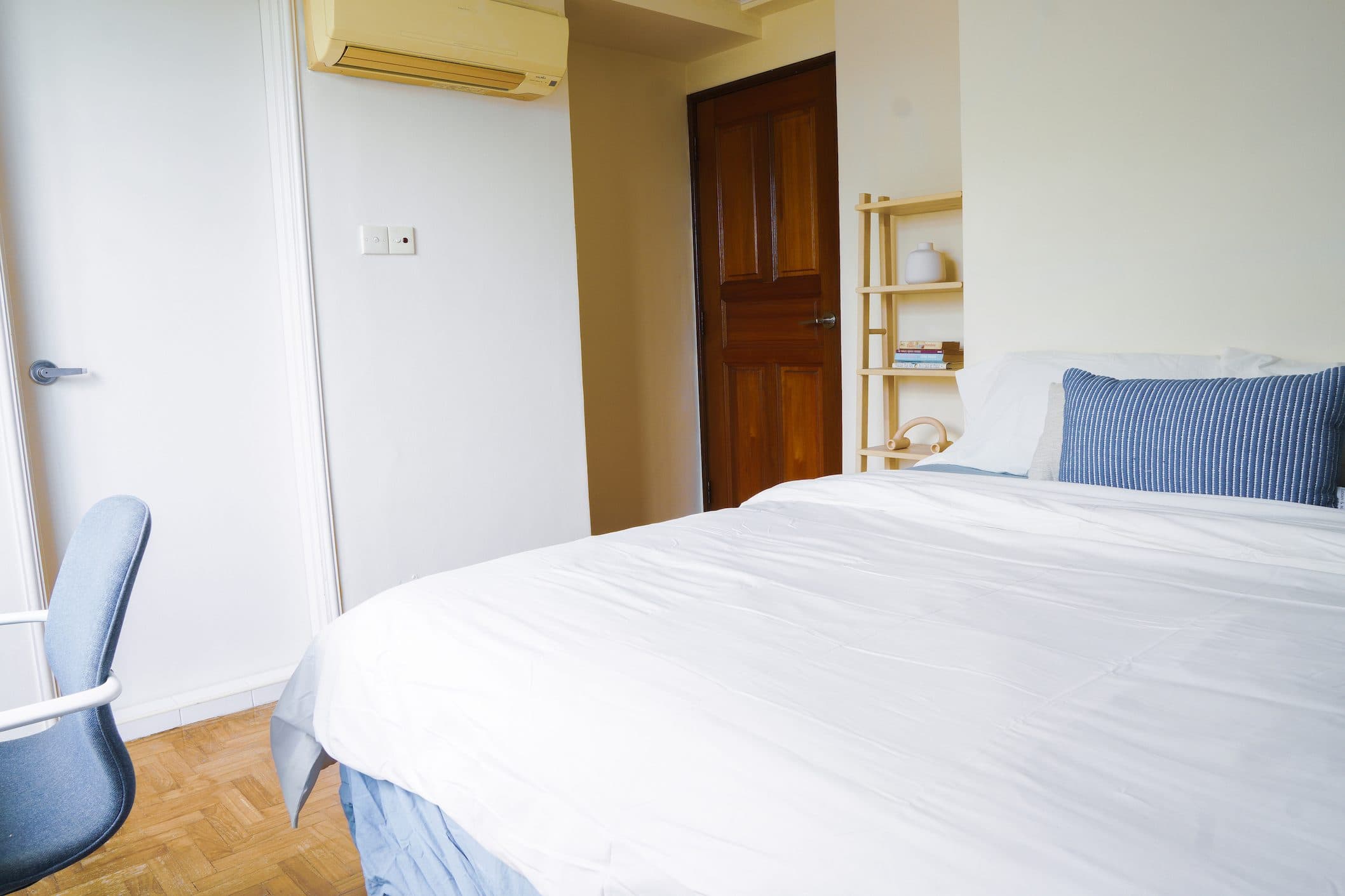 Leedon - EXECUTIVE SUITE 4