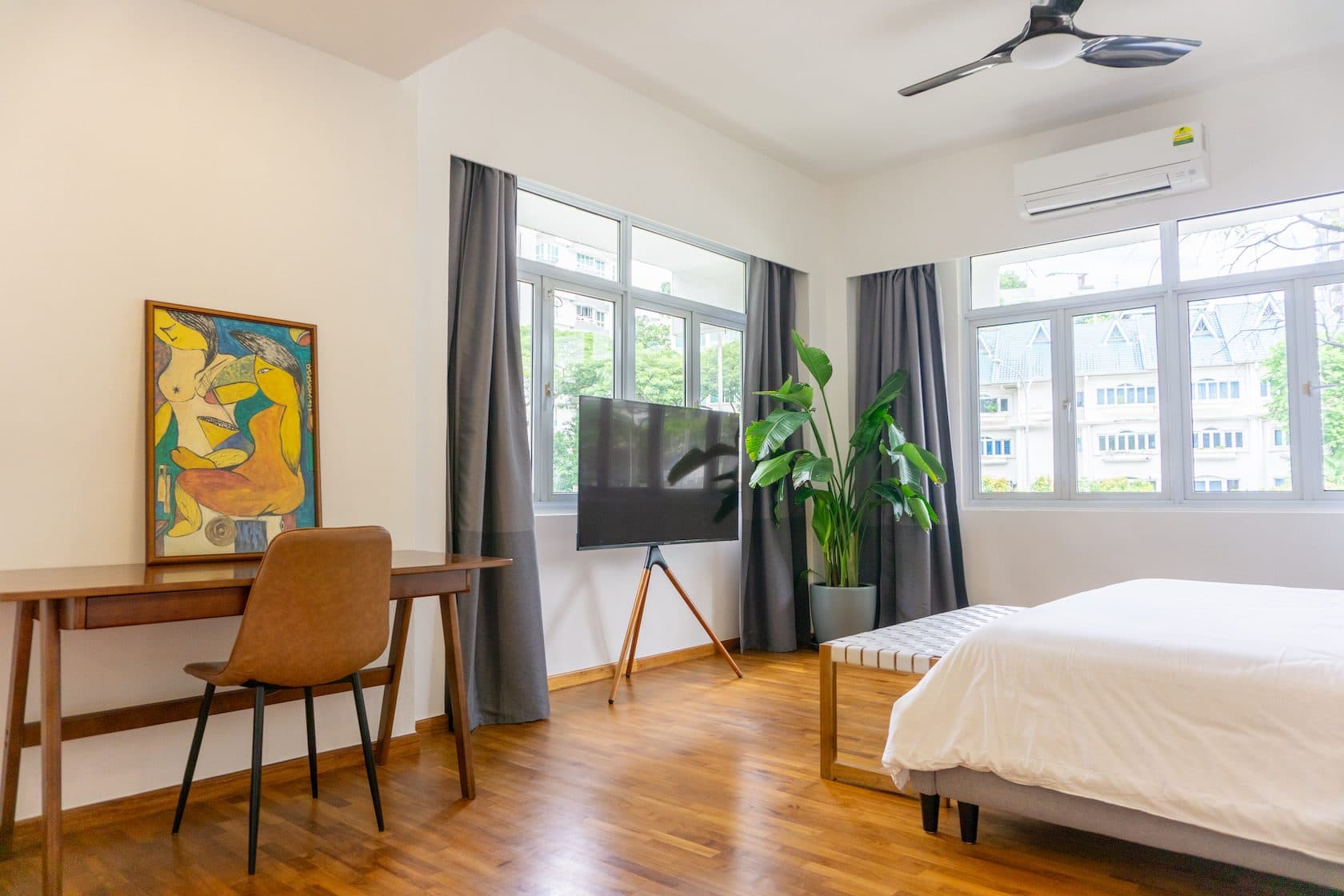 3 Holland Park – Coastal - Executive Suite 2
