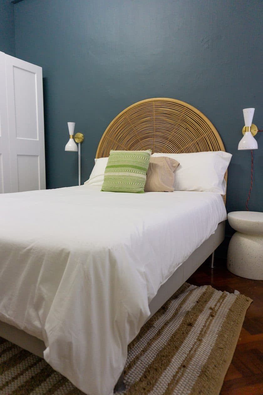 East Coast Home - Semi-Master Room (Large Private Balcony) 4