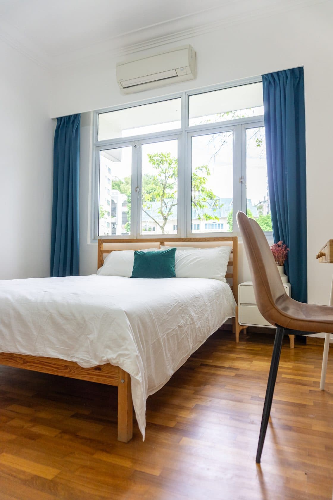 3 Holland Park – Coastal - Deluxe Room 3