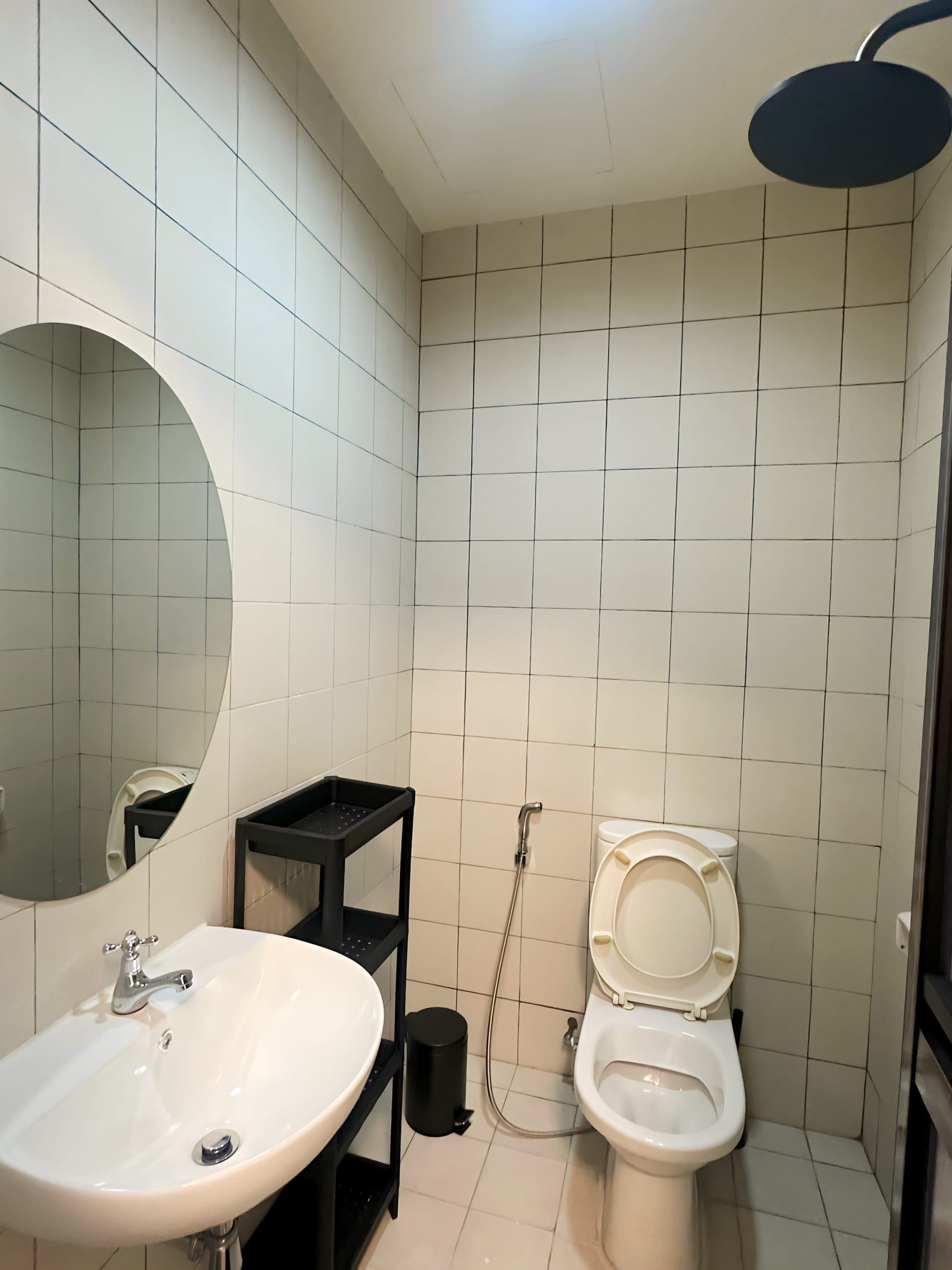 Oleanas Residence – Art Deco - POD ENSUITE ROOM 4