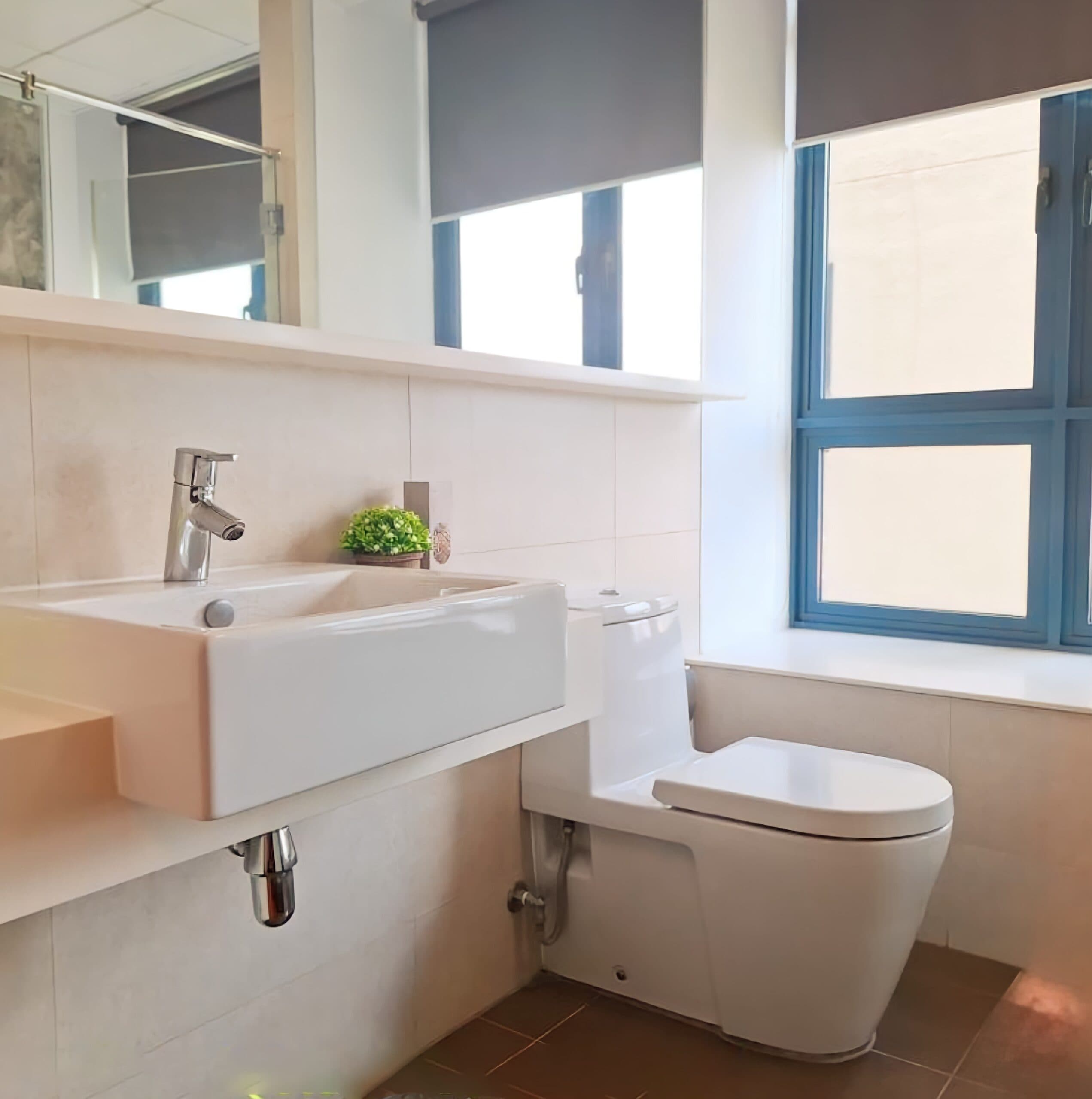City Square Residence – Mid Century - Executive Suite 4