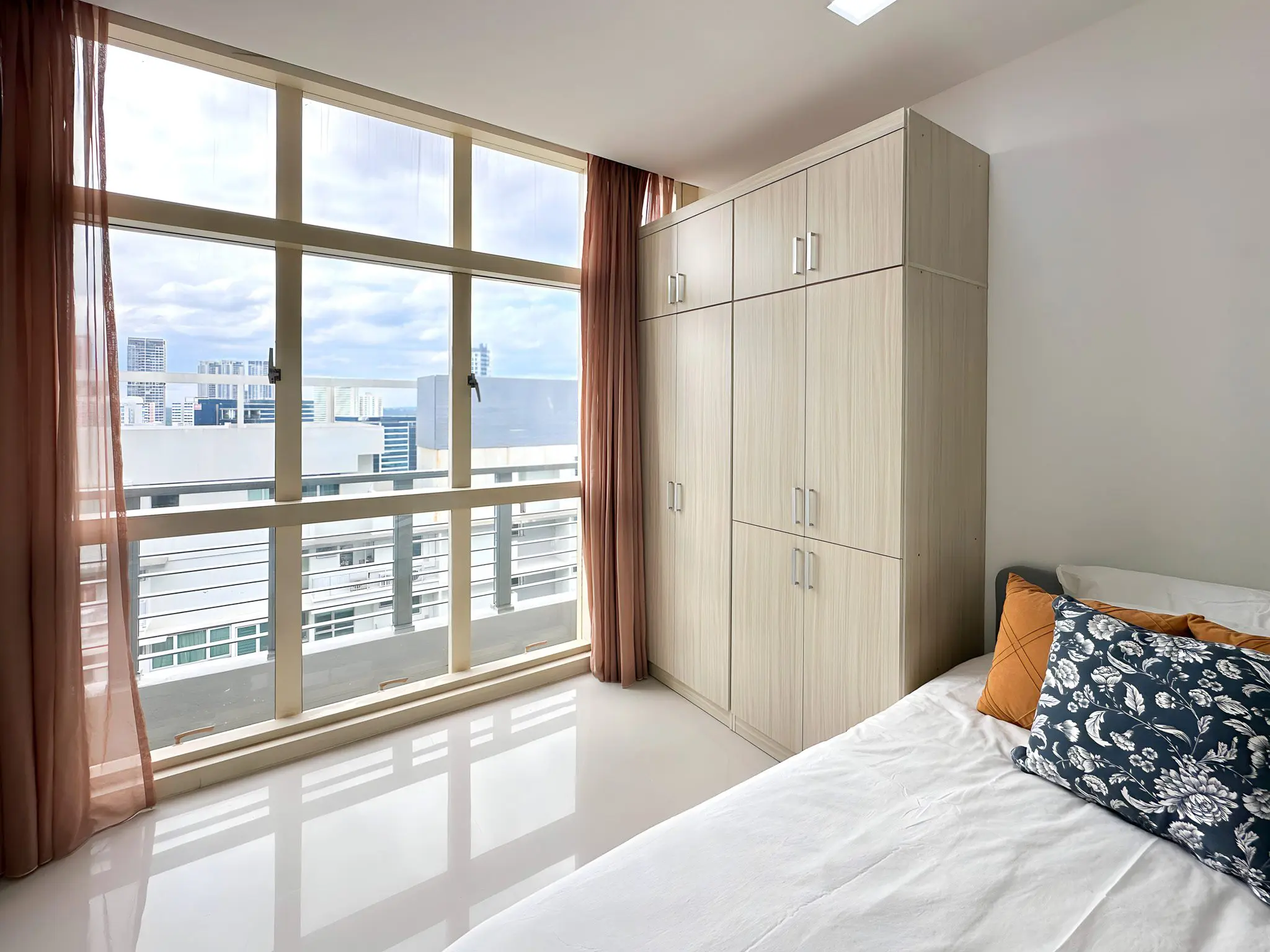 Mandale Heights Penthouse - STANDARD ROOM A 4