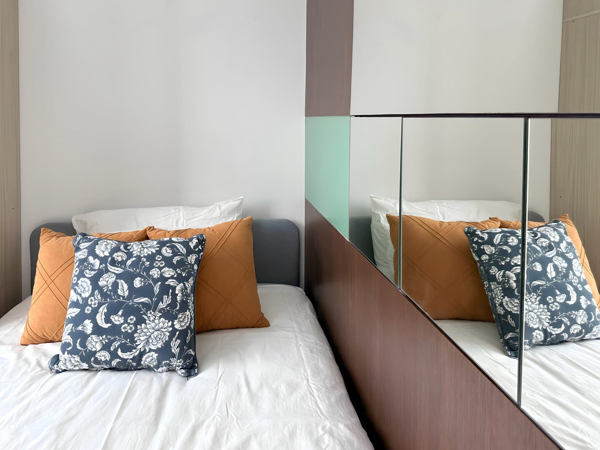 Mandale Heights Penthouse - STANDARD ROOM A