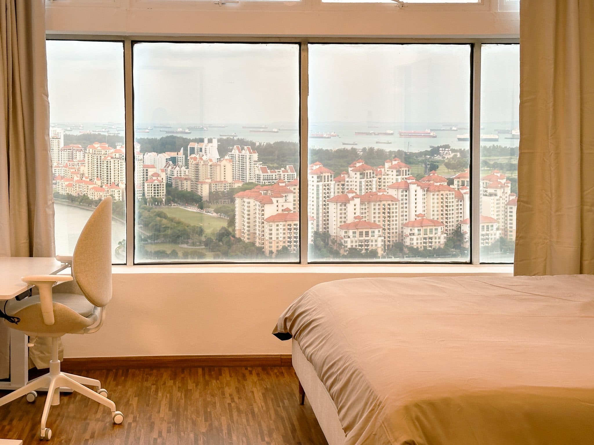 The Plaza – Grand Skyline - EXECUTIVE SUITE