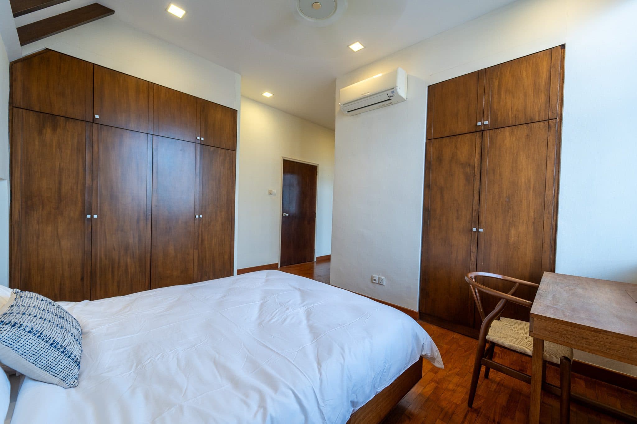 Langston Ville – Urban Modern Penthouse - EXECUTIVE SUITE 4