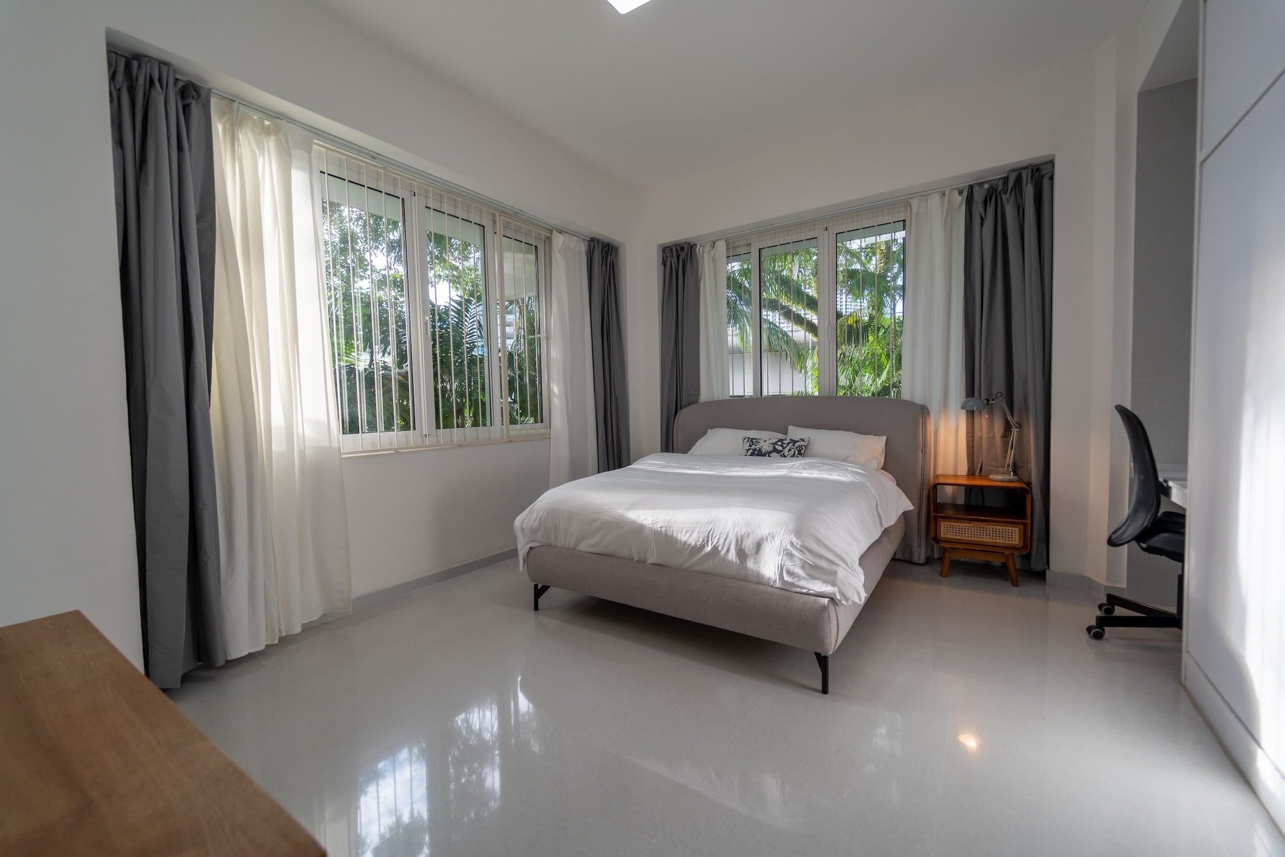 3 Holland Park – Serene Retreat - DELUXE ROOM