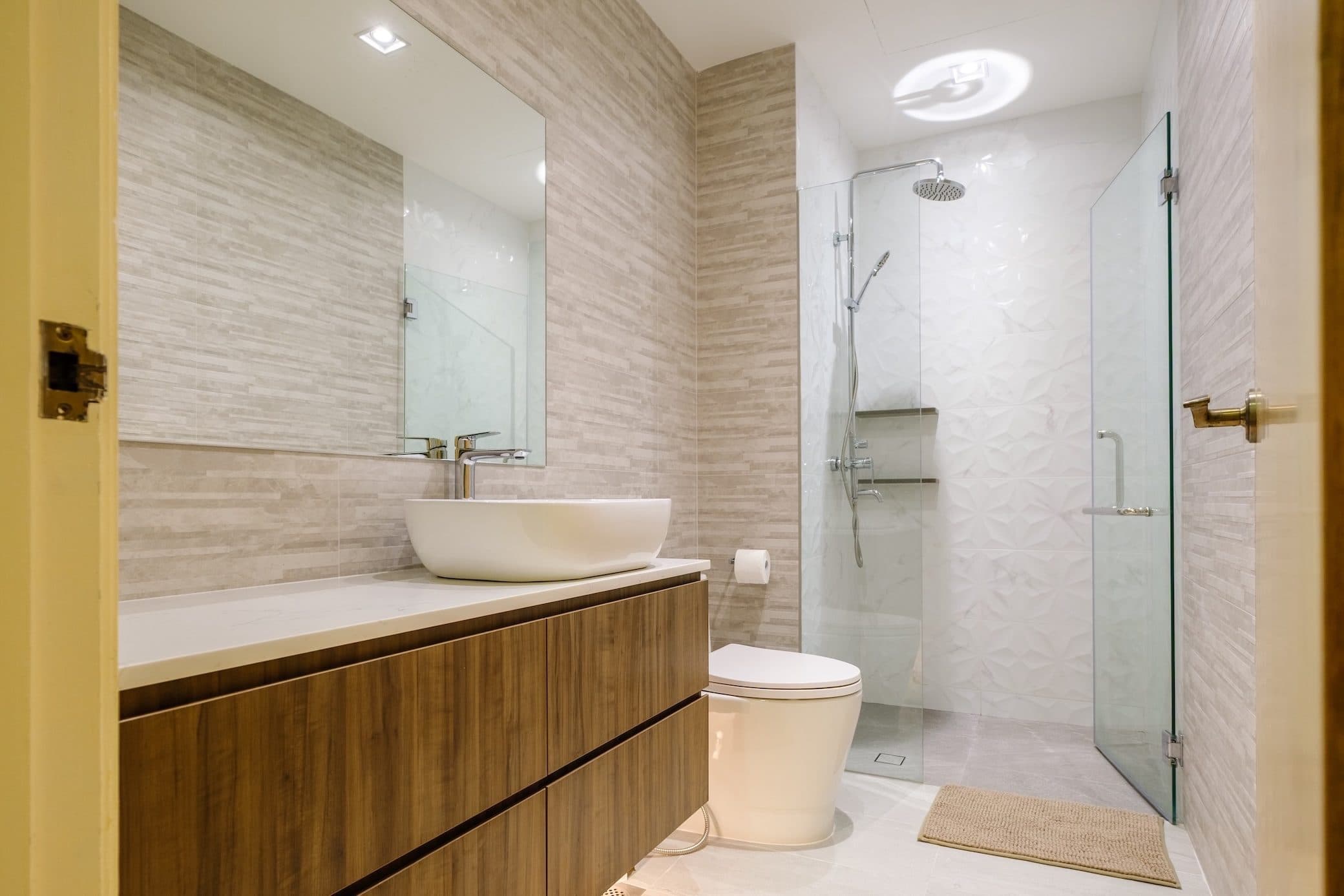 Oleanas Residence – Earthy Modern - DELUXE ROOM A 4