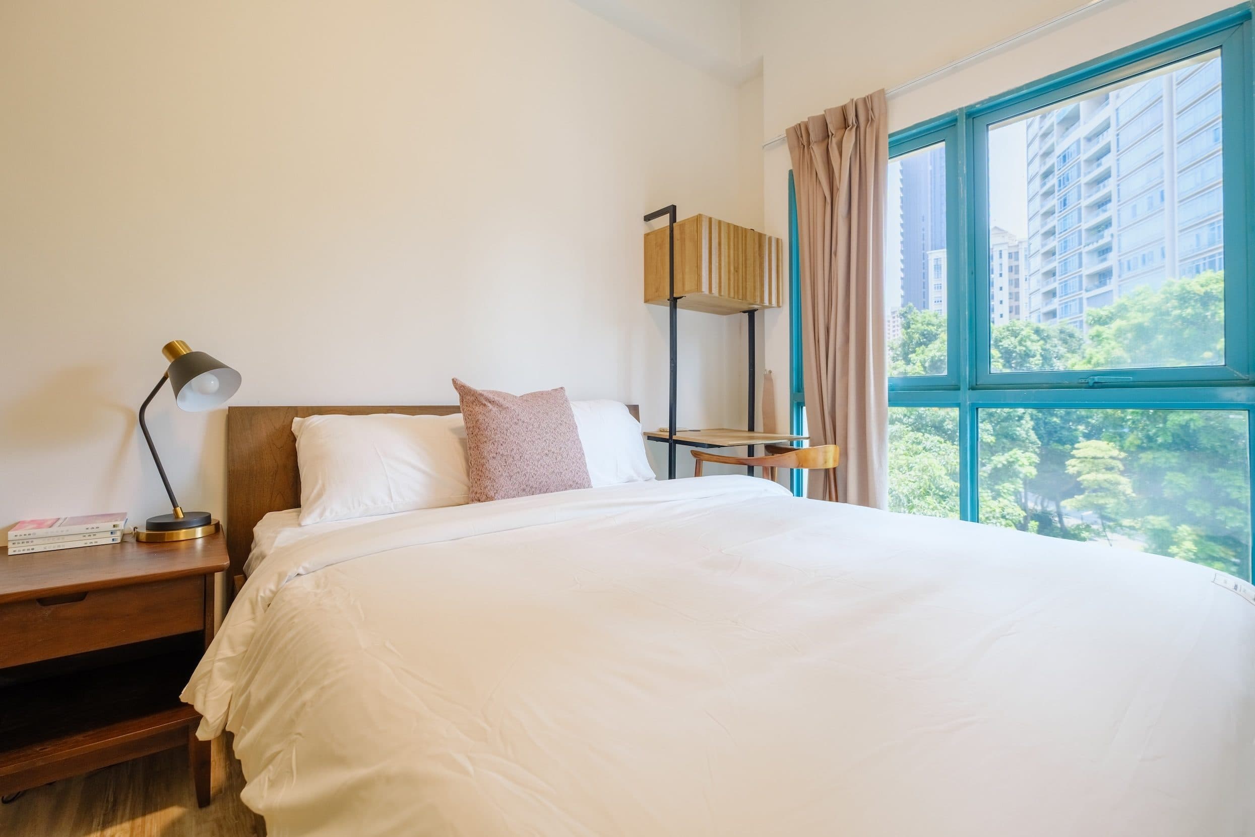 Oleanas Residence – Earthy Modern - JUNIOR MASTER SUITE