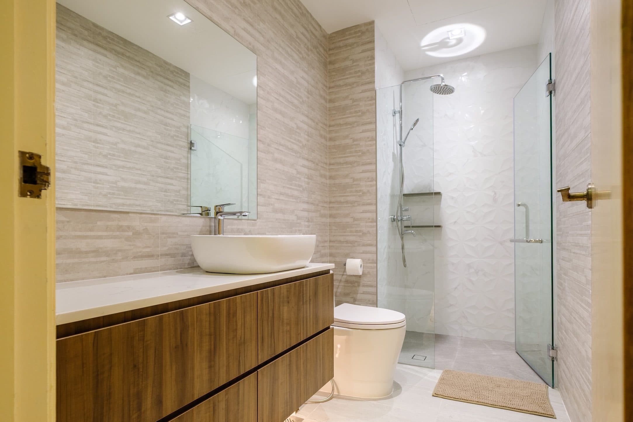 Oleanas Residence – Earthy Modern - JUNIOR MASTER SUITE 3