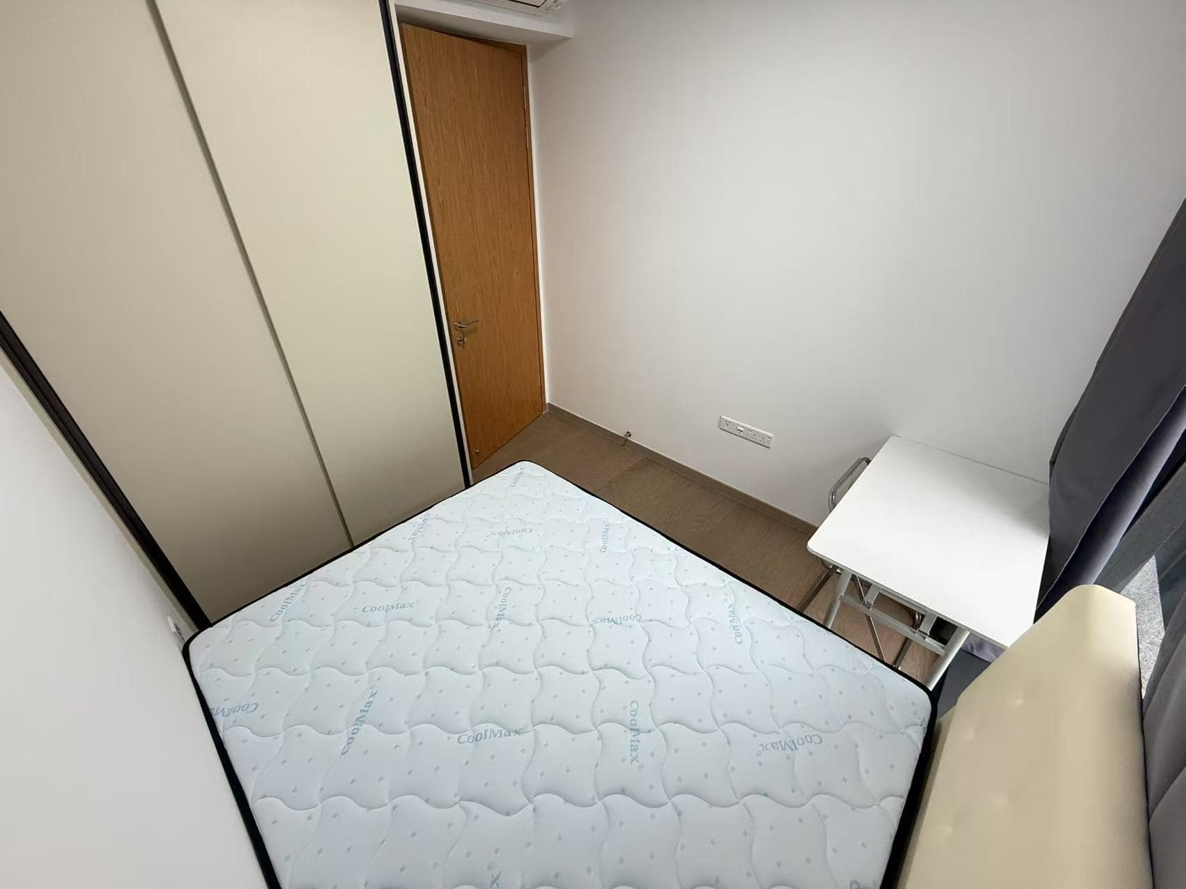 普通房 2 · 男生 · 学生房源