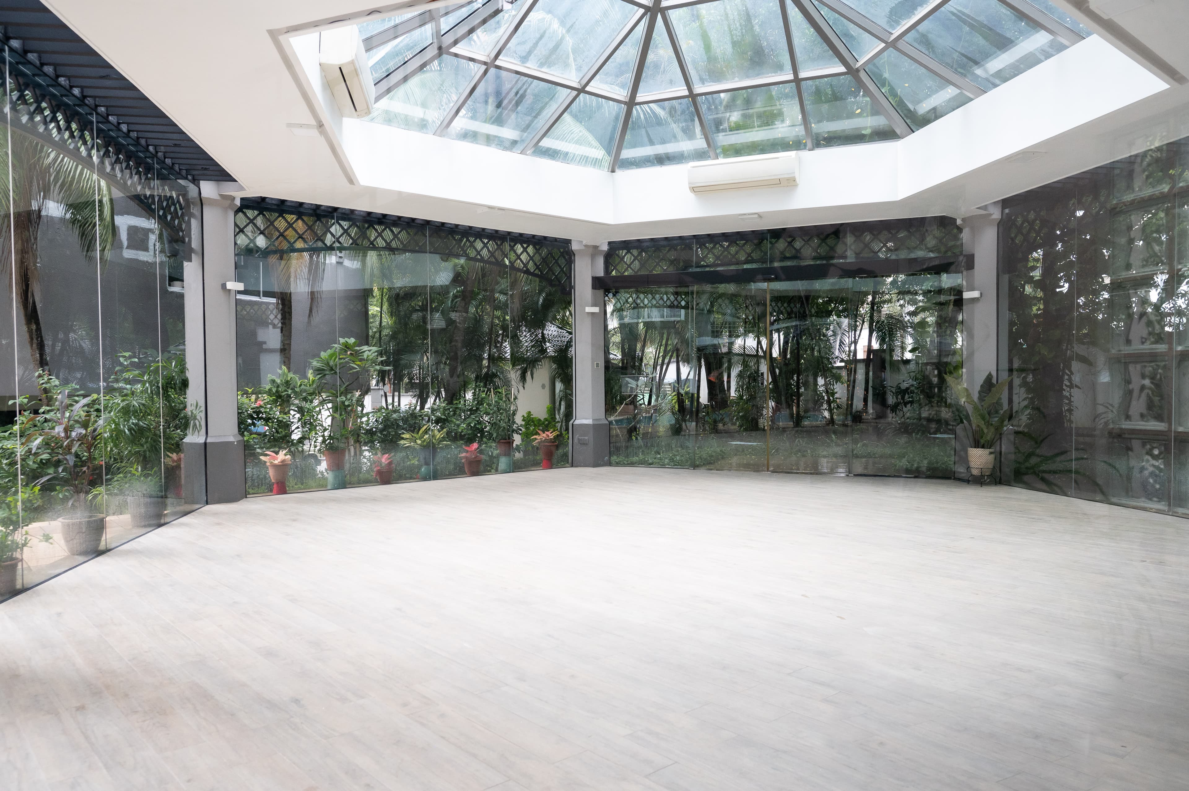 12 Mount Elizabeth, 23-01 Elizabeth Tower Singapore 228511