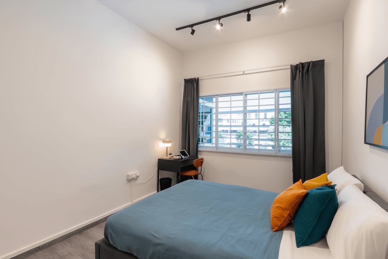 Master Ensuite Room 2