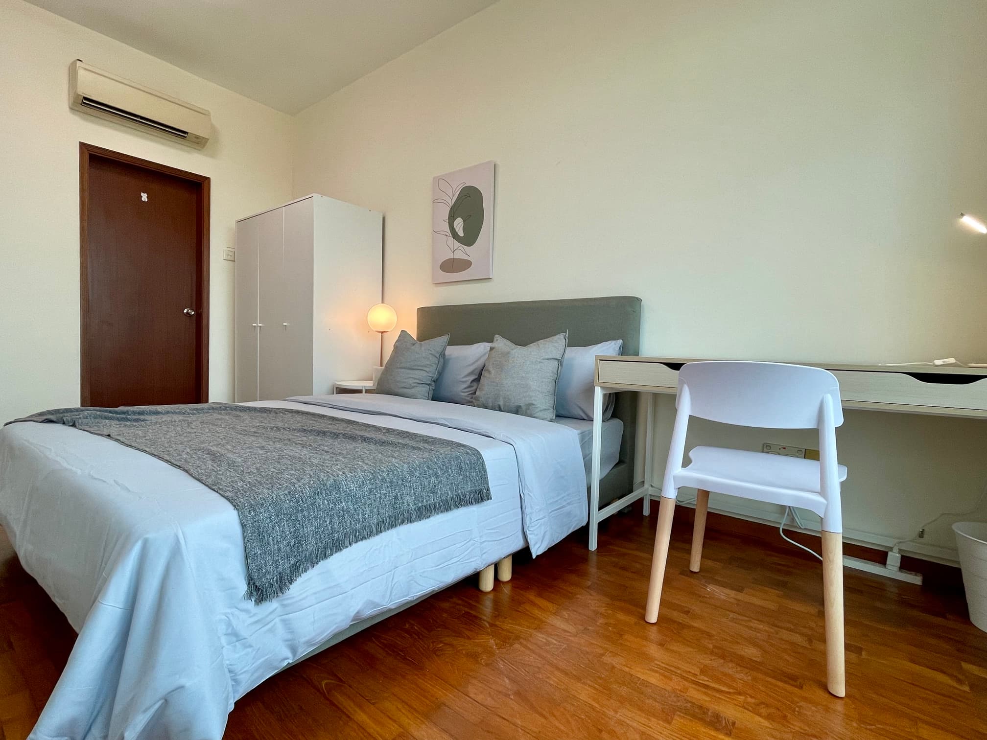 Master Ensuite 2